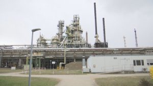 От 1 май Русия спира транзита на казахстански петрол за Германия по тръбопровода „Дружба“