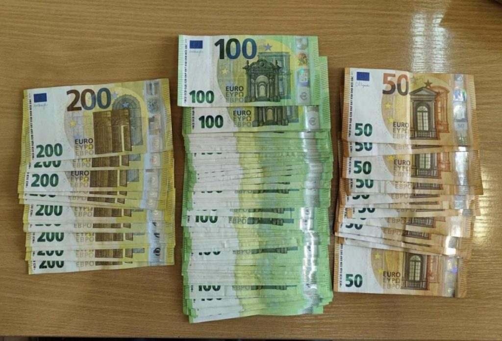 Мащабна акция срещу купуването на гласове в Шуменско: Иззеха хиляди евро и списъци