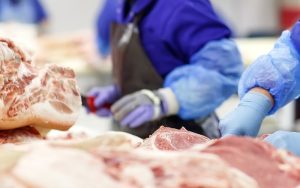 БАБХ откри над 3.5 тона негодно месо в предприятие в Дулово