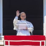 Папа Лъв XIV поздрави православните християни за Великден и призова за глобален мир