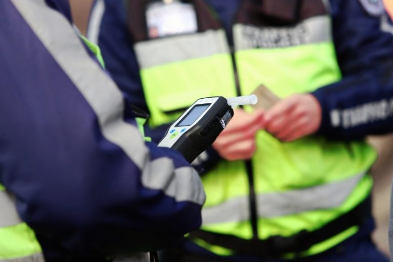 Полицията в Бургас задържа шофьор с рекордните 4,46 промила