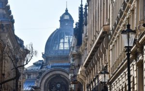 Политическо напрежение в Румъния: Заплашена ли е стабилността на кабинета на Илие Боложан?