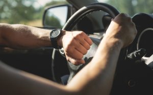 Предлагат нови правила: Проверовъчен изпит за шофьори с отнети книжки заради алкохол и дрога