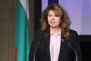 Вицепрезидентът Илияна Йотова за конфликта в Близкия изток: Хората очакват диалог, а не заплахи