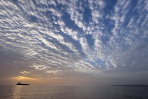 Разхлабва ли се иранската блокада на Ормузкия проток?