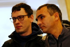 Съдът остави в ареста двама бивши украински офицери по обвинения в шпионаж