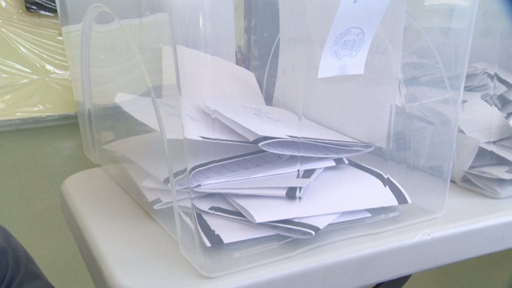 Сигнал за манипулиран вот: Преференции изчезват от протоколите в София и Пазарджик