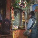 Стотици вярващи се включиха в литийното шествие с чудотворната икона в Бачковския манастир