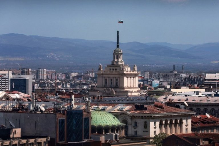 52-рото Народно събрание започва работа на 30 април: Кои са приоритетите на новите депутати? 52-рото Народно събрание започва работа на 30 април: Кои са приоритетите на новите депутати?