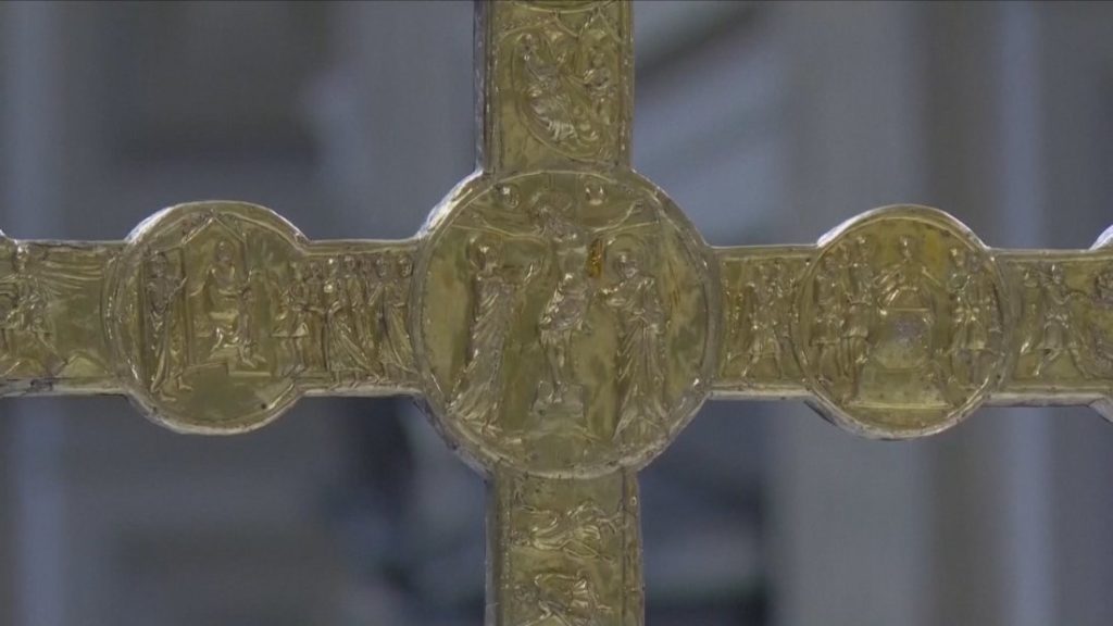 За католическия свят днес е Разпети петък