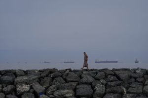 Анализатор: Само Иран може да вдигне блокадата на Ормузкия проток