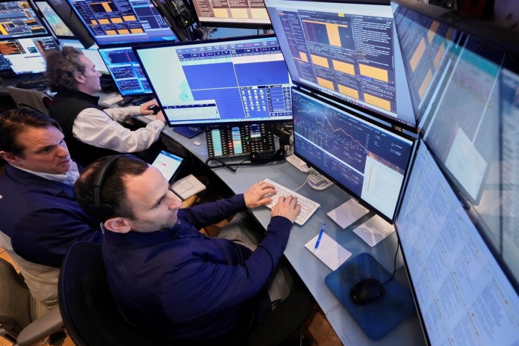 Пазарите изпращат смесени сигнали преди крайния срок на ултиматума на Тръмп към Иран