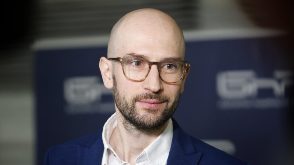 Министерството на финансите разкри данни за обществени поръчки за над 30 милиарда евро