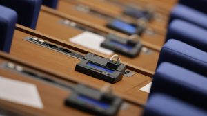 Шест партии влизат в парламента: „Прогресивна България“ води с убедителна преднина