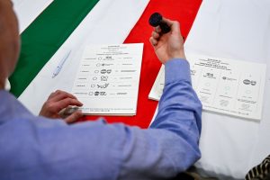 Руска дезинформация атакува изборите в Унгария: Как мрежата Storm-1516 опита да спре Петер Мадяр?