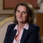 Зам.-председател на ЕК: Поражението на Орбан чертае границите на антиевропейската реторика