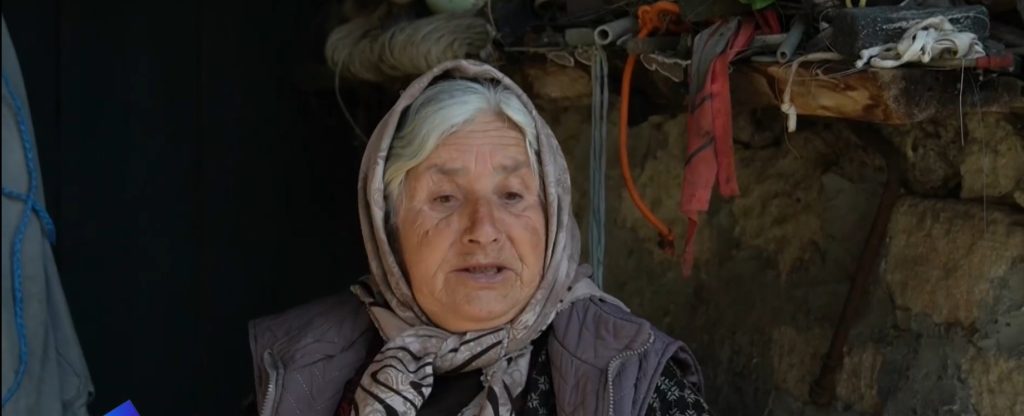 Избори в село Лисиците: Трудният път на родопчани до изборните урни