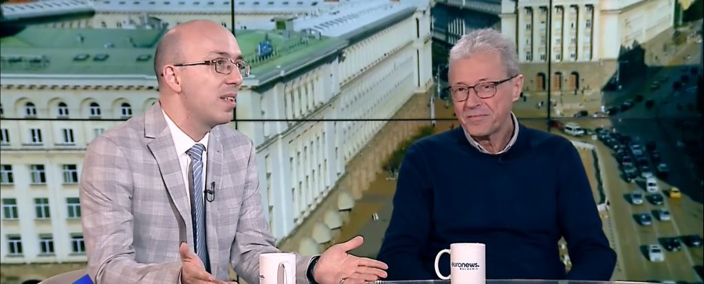 Анализатори: Смените в СИК и изборите в България нямат паралел с процесите в Унгария