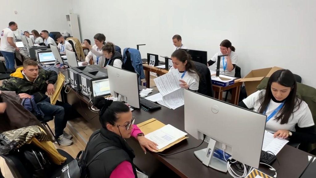 Редица нередности са установени при предаването на протоколите в страната