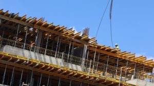 Урбанизация: Презастрояване и проблеми с движението във Велико Търново