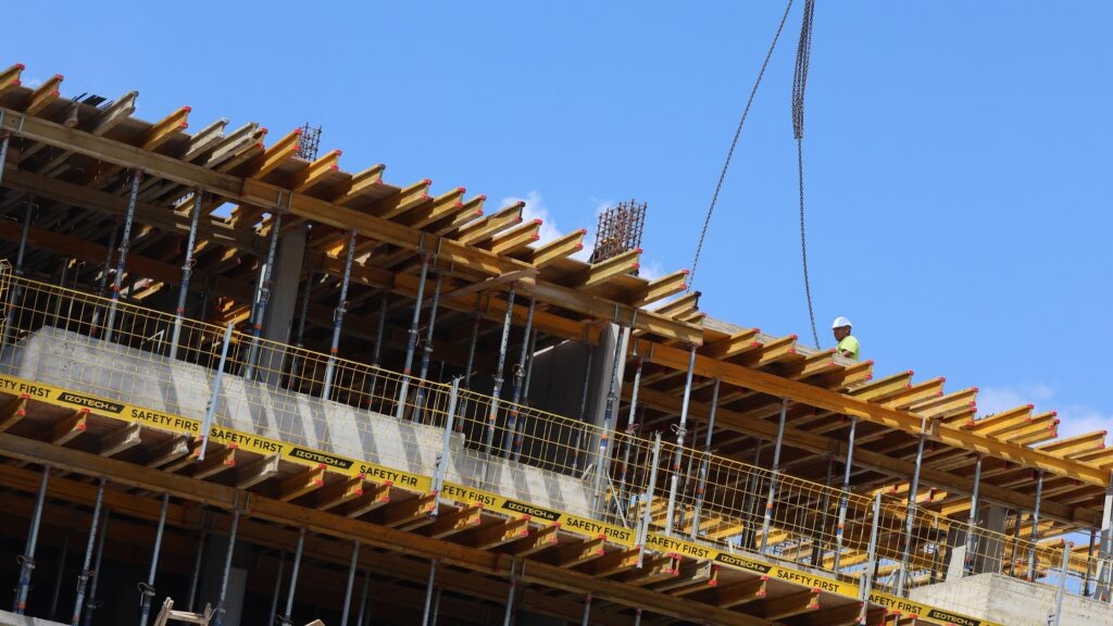 Урбанизация: Презастрояване и проблеми с движението във Велико Търново