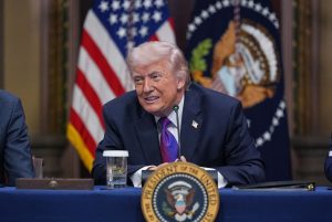 Тръмп: Иран може да се свърже със САЩ, ако иска да преговаря