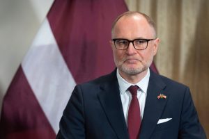 Военният министър на Латвия Андрис Спрудс пред Euronews: САЩ ще помогнат на съюзниците си при нужда