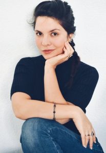 Йоанна Елми: Живеем в най-голямата революция от Просвещението насам