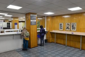Населението се стопи с 500 хил., но чиновниците се раздуха с още 3000