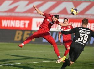 ЦСКА победи Лудогорец с 1:0 и изчисти картоните на ключови играчи