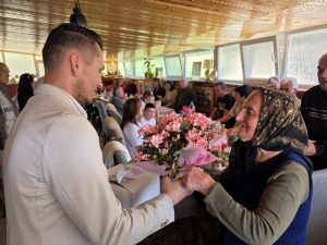 100-годишен юбилей празнува баба Елена от с. Михнево