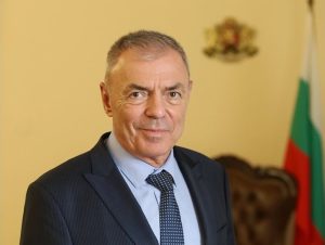 Сергей Игнатов предлага НБУ да обучава медицински сестри и акушерки