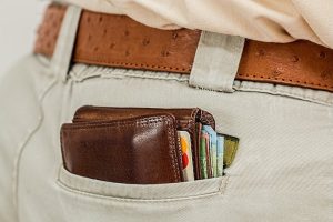 Пловдивчанка предаде портфейл с 1000 евро и бе наградена от полицията