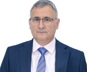 Областният на Смолян: До края на лятото може да има път над свлачището