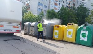 Столична община мие подлези и училищни дворове, дезинфекцира над 7000 контейнера