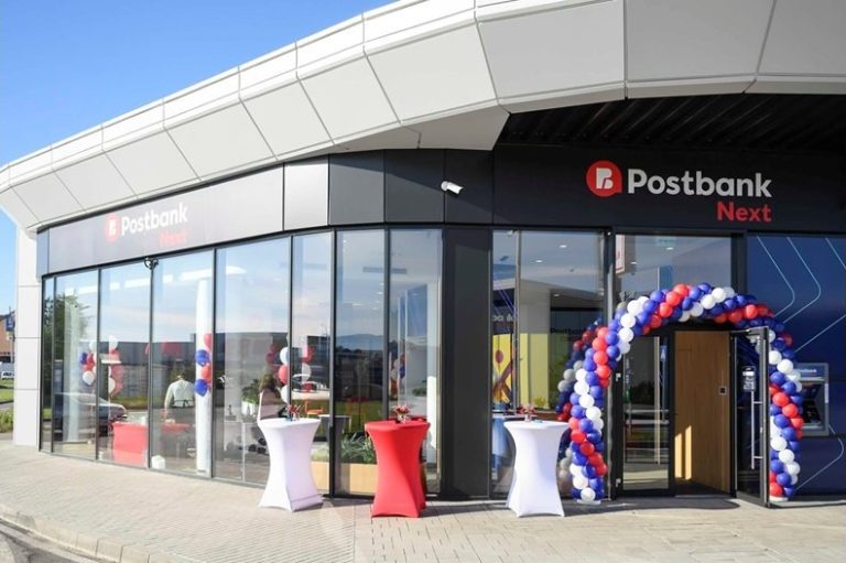 Postbank задава посоката на модерното банкиране с новия офис Postbank Next