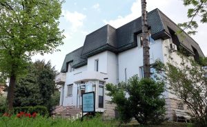 Център „Проф. Иван Дуйчев“ съхранява 100 000 тома и ръкописи от IX век
