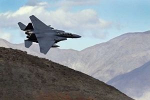 Румъния активира изтребители F-16 заради руски атаки с дронове край границата