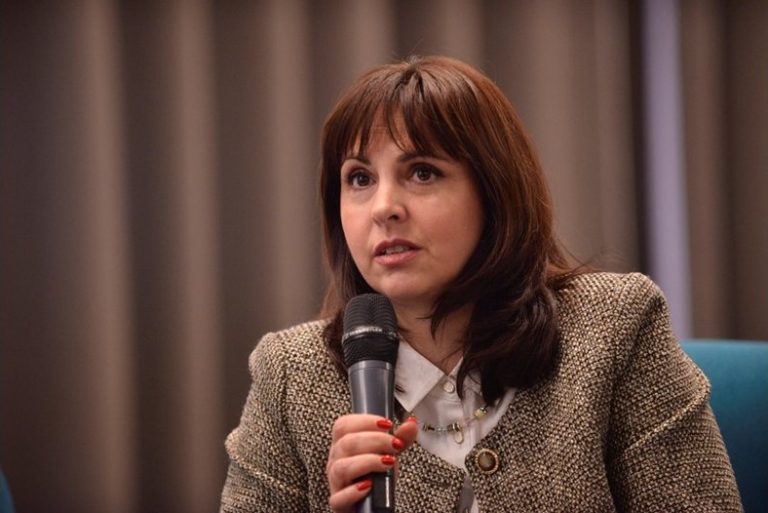 Социалният министър Наталия Ефремова: Осъвременяването на минималната пенсия е добра новина