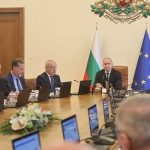 Закриване на 5600 незаети щата и освобождаване на 5000 пенсионери спестява 200 млн. евро