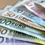Германската промишленост отчете първи ръст на приходи от 2023 г. насам, но съкращенията продължават