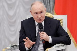 Путин и кралят на Бахрейн призоваха за спешно дипломатическо решение за Иран