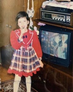 Фотозагадка: Коя е актрисата, която влиза в образа на Царевна-Лебед?