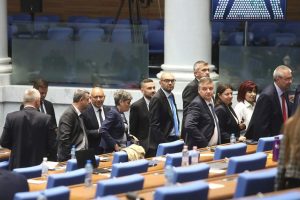 Народното събрание решава окончателно за съдбата на антикорупционната комисия