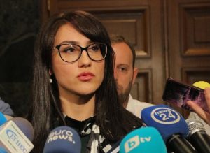 Дилъри с тротинетки: Разбиха организирана наркогрупа в столичния квартал Дружба