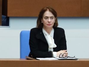 Надежда Нейнски: ЕС тества лидерския профил на Румен Радев чрез интензивен диалог