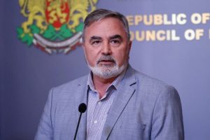 Ангел Кунчев: Пръскането срещу комари чрез БАБХ ще има нищожен ефект