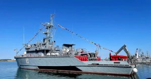 Бургас чества Гергьовден и Деня на храбростта с военни ритуали и фолклор