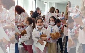 Деца станаха лекари за ден в новата Детска болница в Бургас