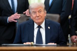 Конфликтът в Близкия изток: Президентът Доналд Тръмп обмисля мирно споразумение с Иран